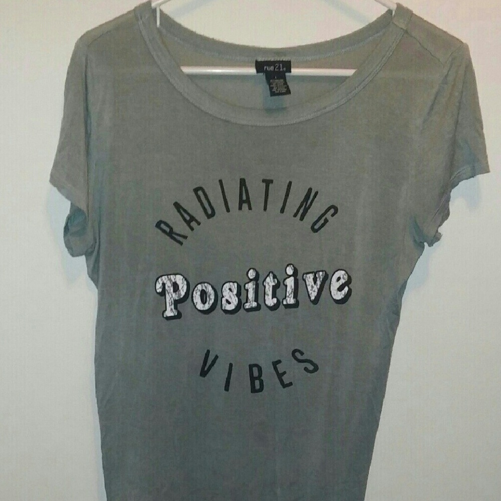 Rue 21 graphic tee